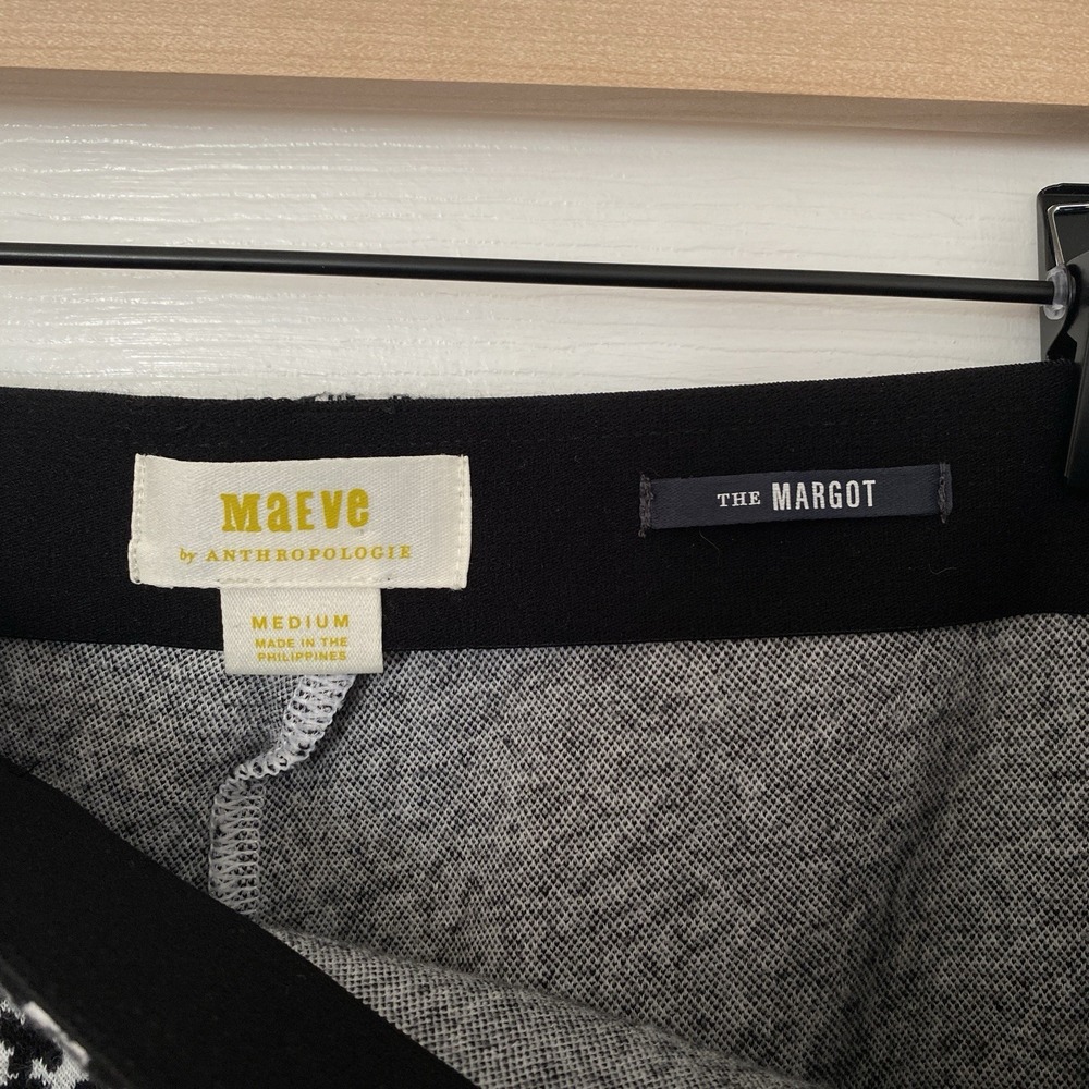 Anthropologie Maeve The Margot Kick-Flare Crop Pants Size‎ Medium Floral Knit - Picture 8 of 9